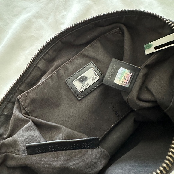 Vintage Fendi Pochette - Picture 3 of 3